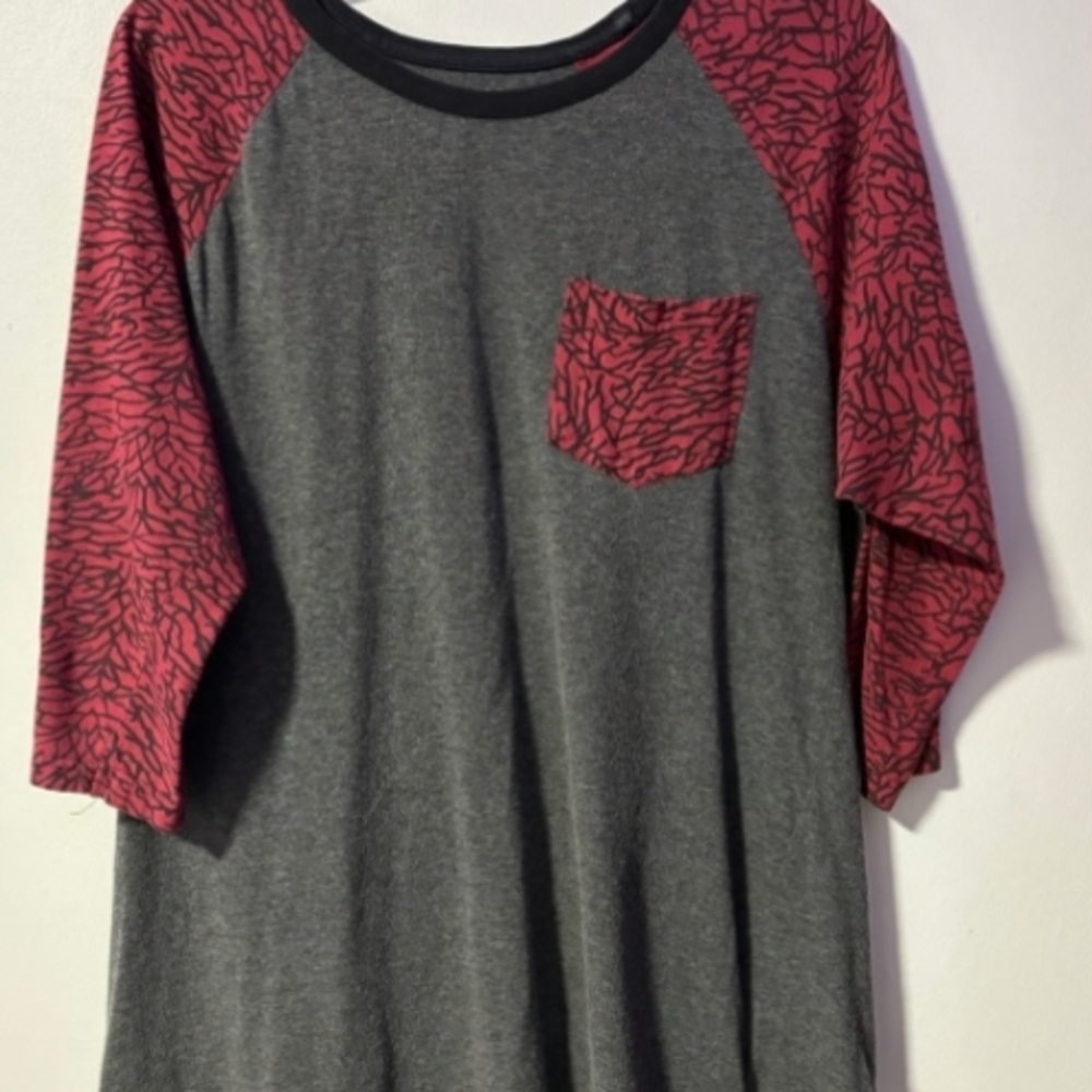 Gray & Maroon Baseball Tee with Patterned Sleeves